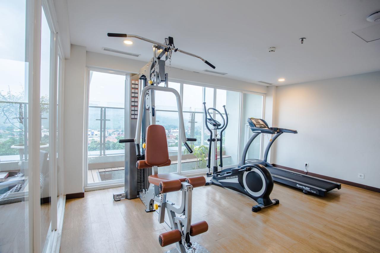 Bigland Hotel & Convention Sentul Богор Екстериор снимка