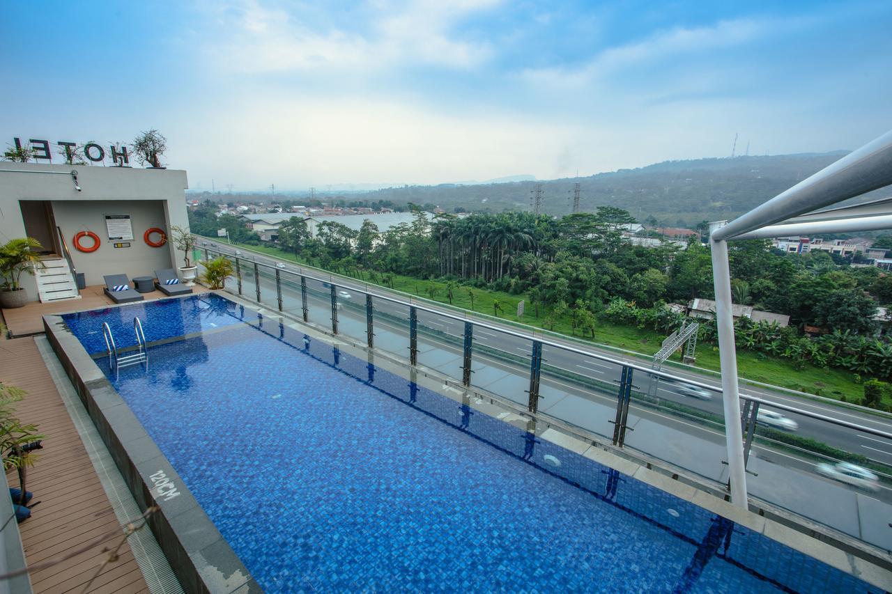 Bigland Hotel & Convention Sentul Богор Екстериор снимка