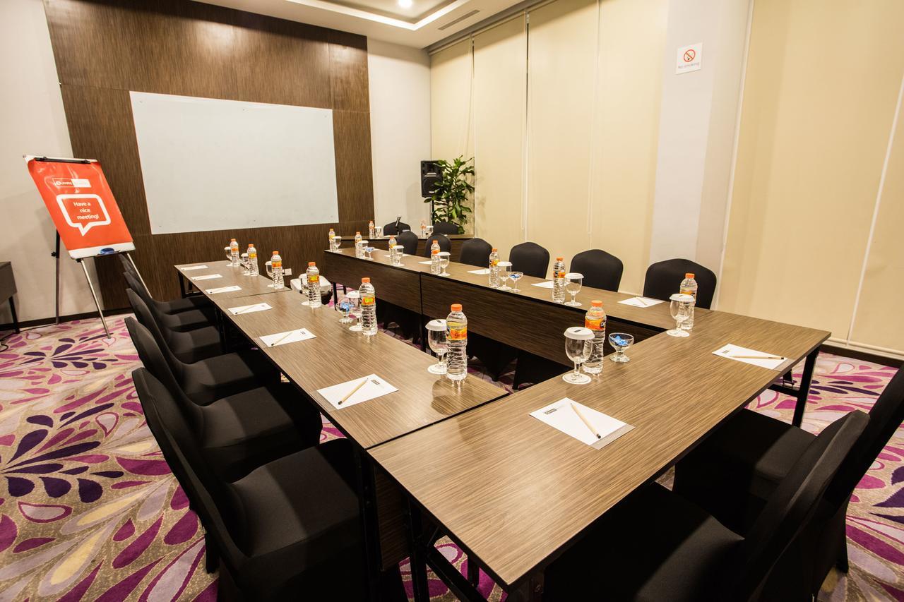 Bigland Hotel & Convention Sentul Богор Екстериор снимка