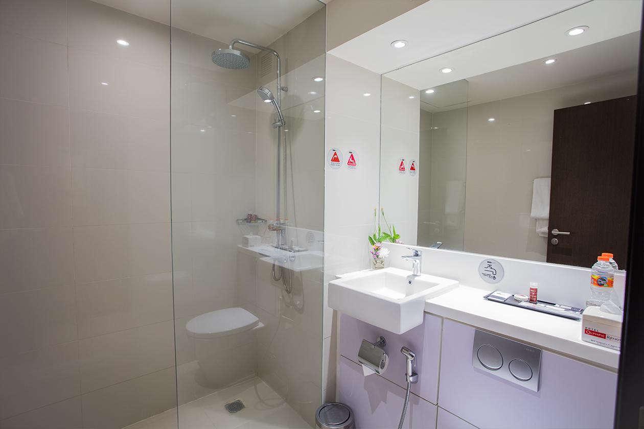 Bigland Hotel & Convention Sentul Богор Екстериор снимка